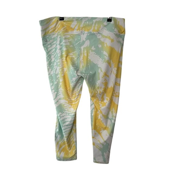 FABLETICS Leggings Womens XXL Abstract Print Mid Rise Salar Capri Waist Pocket - Picture 4 of 5